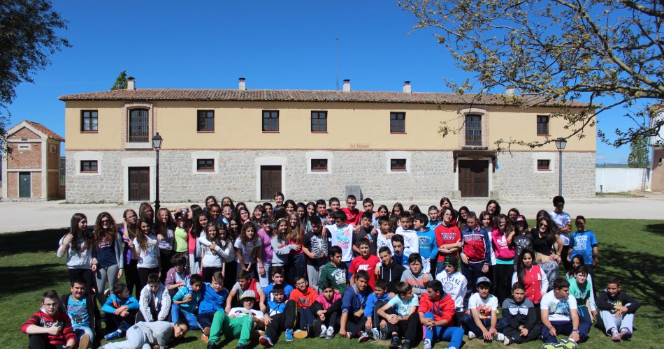 Participantes del I.E.S. Sierra del Valle (La Adrada) y I.E.S. María de Córdoba (Las Navas del Marqués)