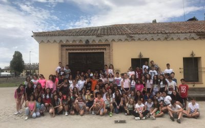 Participantes del IES Claudio Sánchez Albornoz (El Tiemblo), IES María de Córdoba (Las Navas del Marqués), CEO Virgen de Navaserrada (El Hoyo de Pinares) y IESO San Juan de La Cruz (Fontiveros)
